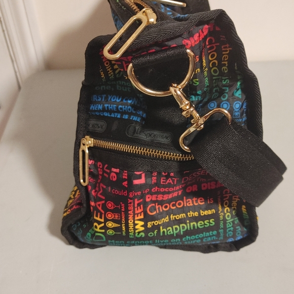 Dlyan's Candy Bar small duffle and pouch - Picture 4 of 6